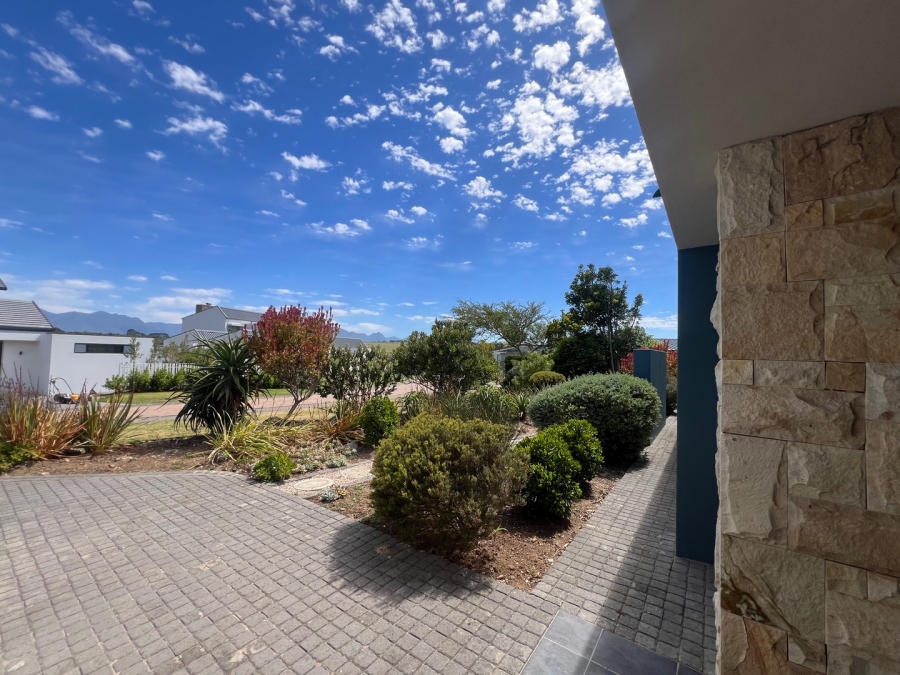 3 Bedroom Property for Sale in Oubaai Western Cape